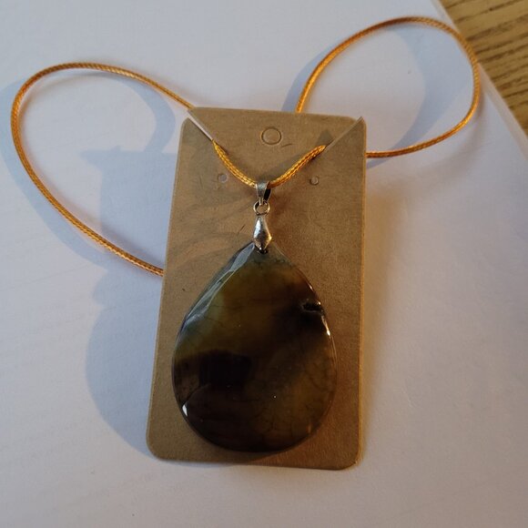 Dragon Vein Agate Pendant - Picture 1 of 1